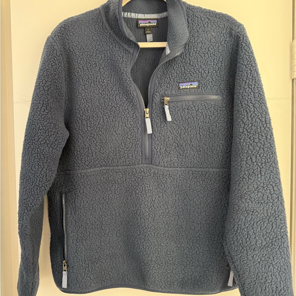 Patagonia Women's Retro Pile Fleece Marsupial Pullover, Navy Blue